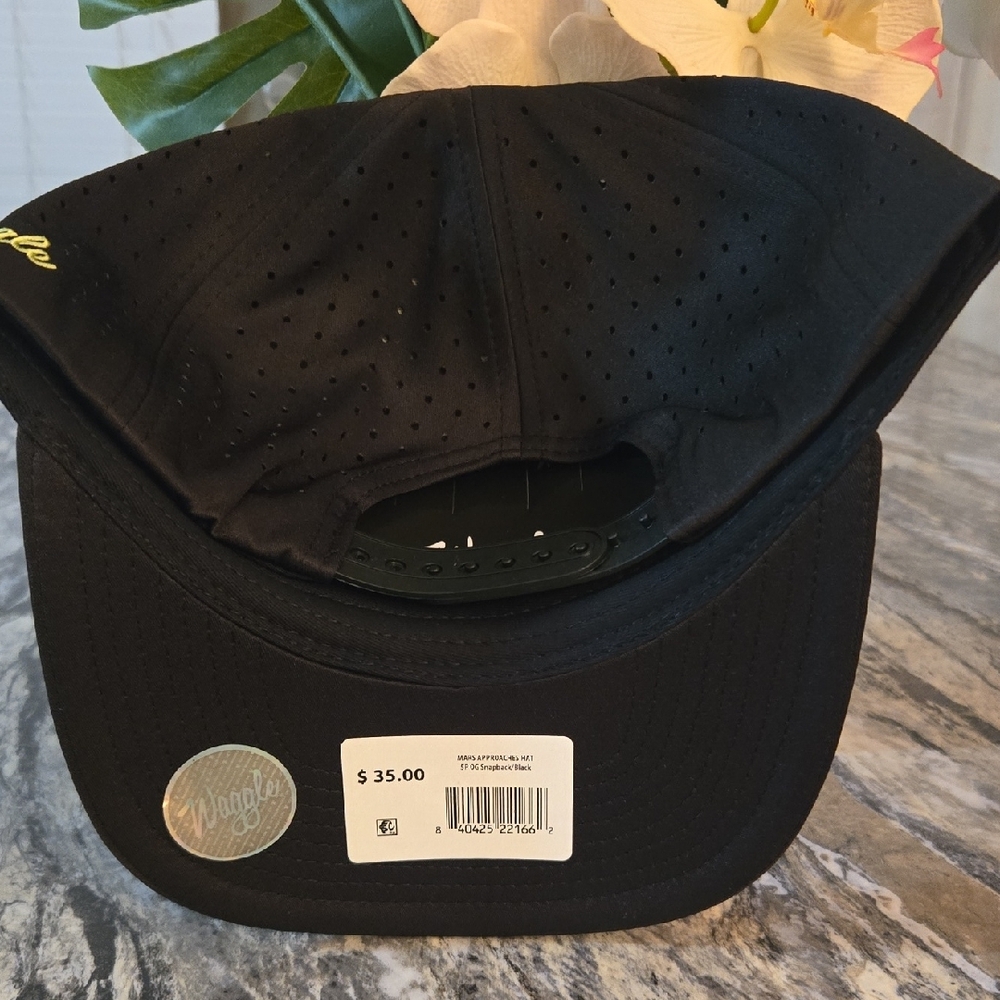 Black Baseball Cap with Alien Golfer Patch NWT - image 2